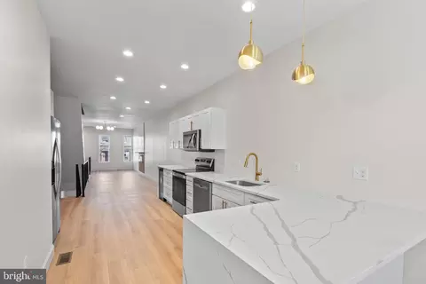 Entry Way - 322 Gilmor St, Baltimore, MD 21223 photo 6 of 7