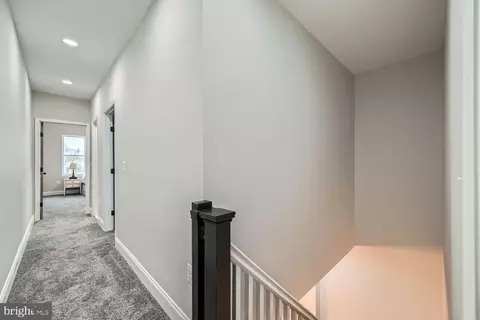 Entry Way - 119 Monastery Ave, Baltimore, MD 21229 photo 3 of 3