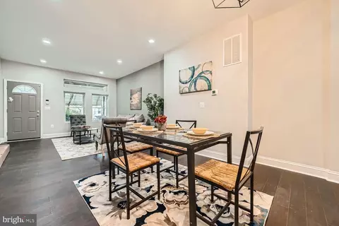Dining - 119 Monastery Ave, Baltimore, MD 21229 photo 1 of 2