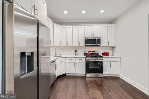 Kitchen - 119 Monastery Ave, Baltimore, MD 21229 photo 1 of 2