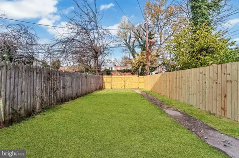 Exterior - 4010 Boarman Ave, Baltimore, MD 21215 photo 1 of 2