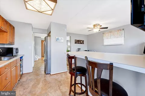 4252 Labyrinth Rd, Baltimore, MD 21215 photo 9