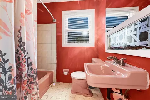 4252 Labyrinth Rd, Baltimore, MD 21215 photo 14