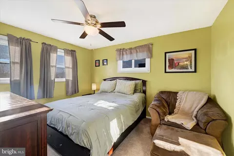4252 Labyrinth Rd, Baltimore, MD 21215 photo 13