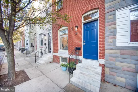 131 N Decker Ave, Baltimore, MD 21224