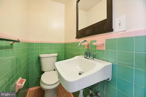 4504 Garrison Blvd, Baltimore, MD 21215 photo 15