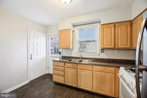 4504 Garrison Blvd, Baltimore, MD 21215 photo 10