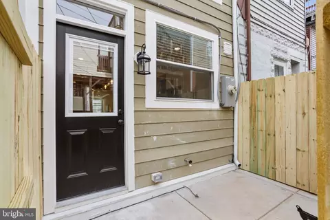 Exterior - 430 E Clement St, Baltimore, MD 21230 photo 2 of 4