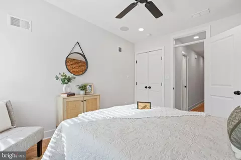 Bedroom - 430 E Clement St, Baltimore, MD 21230 photo 4 of 4