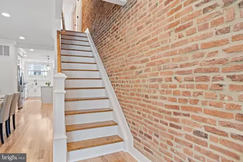 Entry Way - 430 E Clement St, Baltimore, MD 21230 photo 2 of 3
