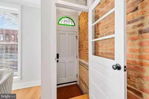2902 Dillon St, Baltimore, MD 21224 photo 3