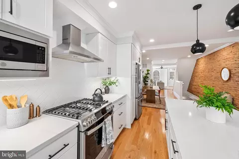 2902 Dillon St, Baltimore, MD 21224 photo 12