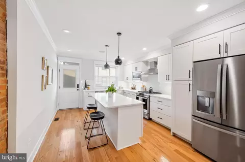 2902 Dillon St, Baltimore, MD 21224 photo 9