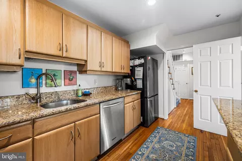 Entry Way - 820 William St #5, Baltimore, MD 21230 photo 6 of 7