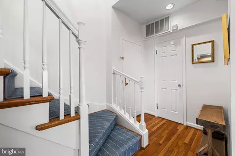 Entry Way - 820 William St #5, Baltimore, MD 21230 photo 1 of 7