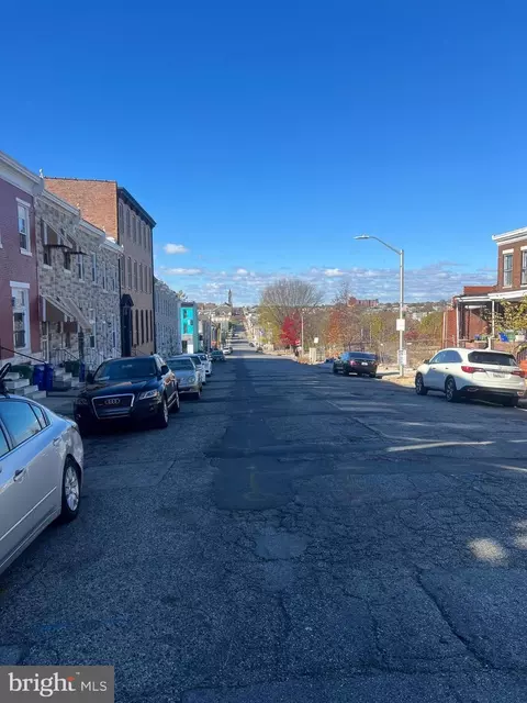 2135 E Oliver St, Baltimore, MD 21213 photo 3
