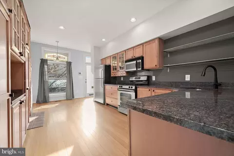2406 E Fairmount Ave, Baltimore, MD 21224 photo 17