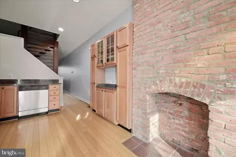 2406 E Fairmount Ave, Baltimore, MD 21224 photo 16