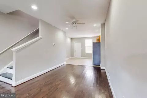 Living - 802 Mccabe Ave, Baltimore, MD 21212 photo 5 of 7