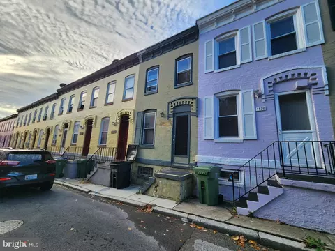1134 Shields Pl, Baltimore, MD 21201 photo 2