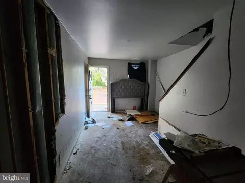 1134 Shields Pl, Baltimore, MD 21201 photo 6