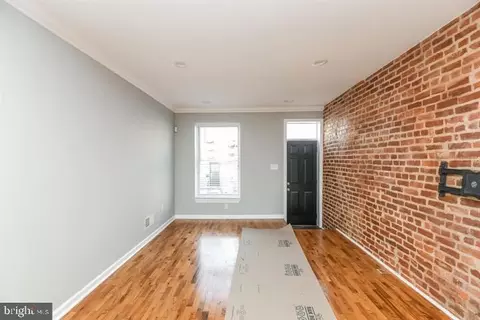 Living - 3313 Noble St, Baltimore, MD 21224 photo 1 of 1