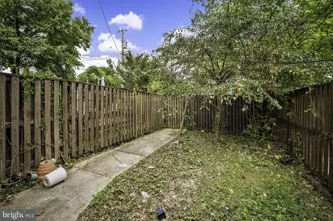 Exterior - 2735 N Calvert St, Baltimore, MD 21218 photo 10 of 11