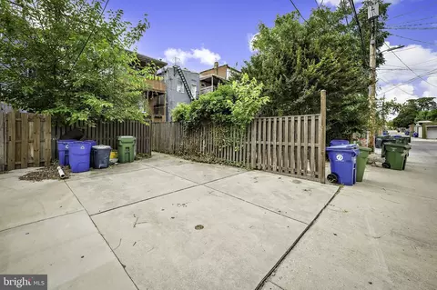 Exterior - 2735 N Calvert St, Baltimore, MD 21218 photo 9 of 11