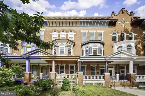 2735 N Calvert St, Baltimore, MD 21218