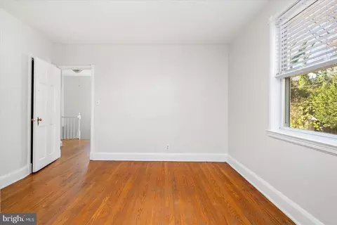 Bedroom - 841 E Belvedere Ave E, Baltimore, MD 21212 photo 7 of 8