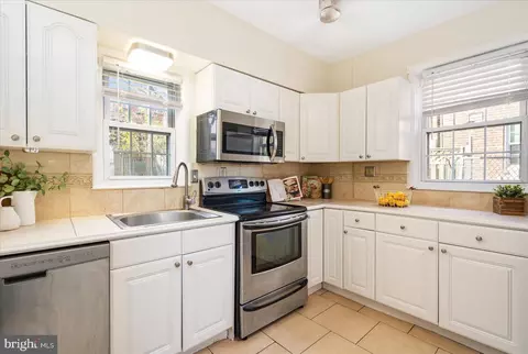 Kitchen - 841 E Belvedere Ave E, Baltimore, MD 21212 photo 3 of 3