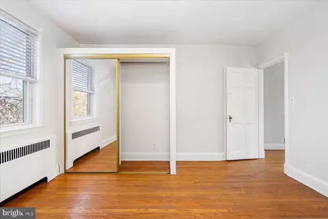 Bedroom - 841 E Belvedere Ave E, Baltimore, MD 21212 photo 6 of 8