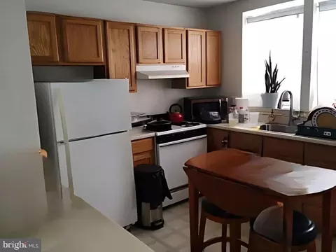 2115 E Preston St E, Baltimore, MD 21213 photo 4
