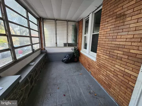 Exterior - 3627 Roberts Pl, Baltimore, MD 21224 photo 2 of 3