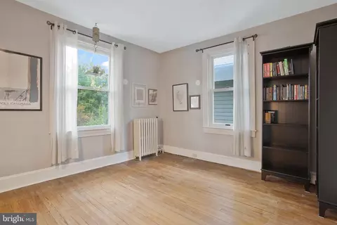 Bedroom - 4811 Crowson Ave, Baltimore, MD 21212 photo 2 of 3