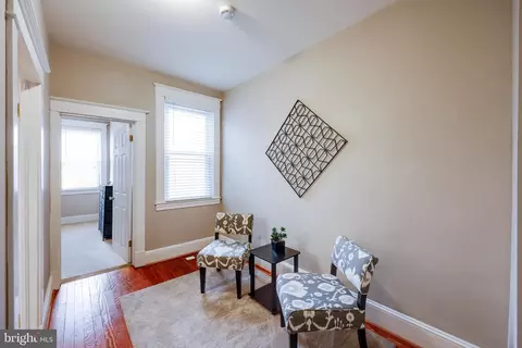 Entry Way - 607 Savage St, Baltimore, MD 21224 photo 1 of 3