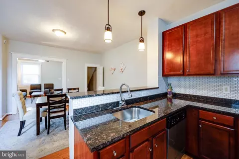 Kitchen - 607 Savage St, Baltimore, MD 21224 photo 3 of 3