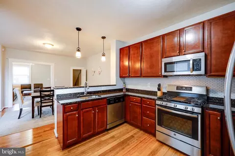 Kitchen - 607 Savage St, Baltimore, MD 21224 photo 1 of 3