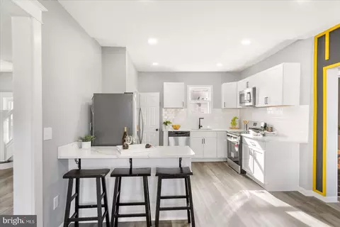 Kitchen - 6226 Everall Ave, Baltimore, MD 21206 photo 2 of 3