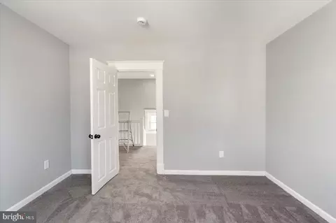 Bedroom - 6226 Everall Ave, Baltimore, MD 21206 photo 5 of 10