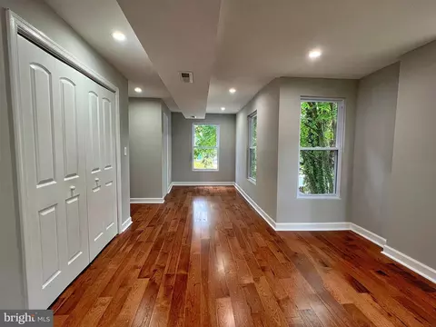 Living - 504 Cedarcroft Rd, Baltimore, MD 21212 photo 4 of 4