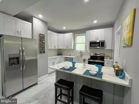 Kitchen - 504 Cedarcroft Rd, Baltimore, MD 21212 photo 4 of 4
