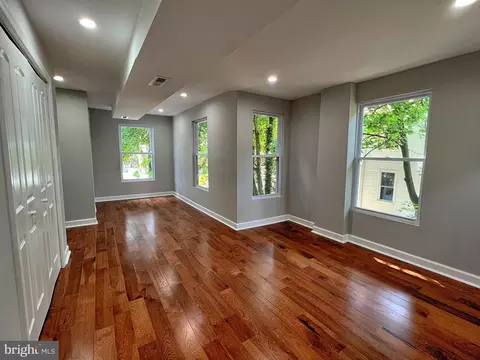 Living - 504 Cedarcroft Rd, Baltimore, MD 21212 photo 3 of 4