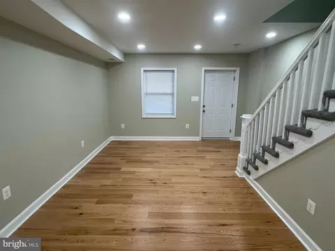 Living - 607 Annabel Ave, Baltimore, MD 21225 photo 1 of 3