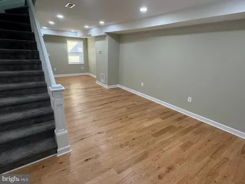 Living - 607 Annabel Ave, Baltimore, MD 21225 photo 3 of 3