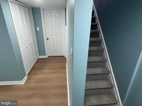 Entry Way - 607 Annabel Ave, Baltimore, MD 21225 photo 4 of 4