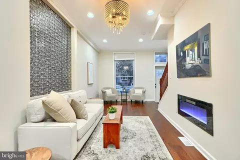 3507 Bank St, Baltimore, MD 21224