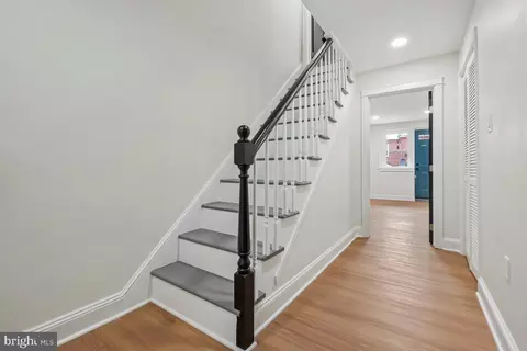 Entry Way - 4301 Shamrock Ave, Baltimore, MD 21206 photo 13 of 14