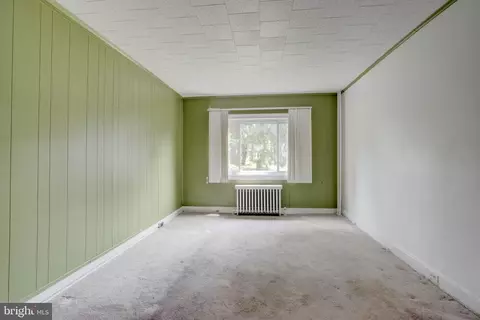 Living - 4010 Woodhaven Ave, Baltimore, MD 21216 photo 1 of 1