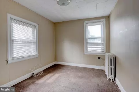 Bedroom - 4010 Woodhaven Ave, Baltimore, MD 21216 photo 1 of 3